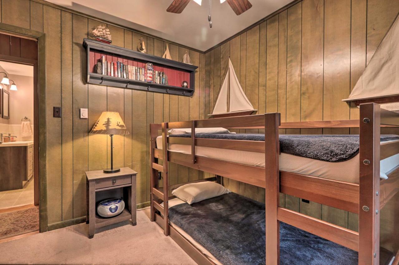 Poconos Home With Game Room Walk To Lake Harmony! المظهر الخارجي الصورة