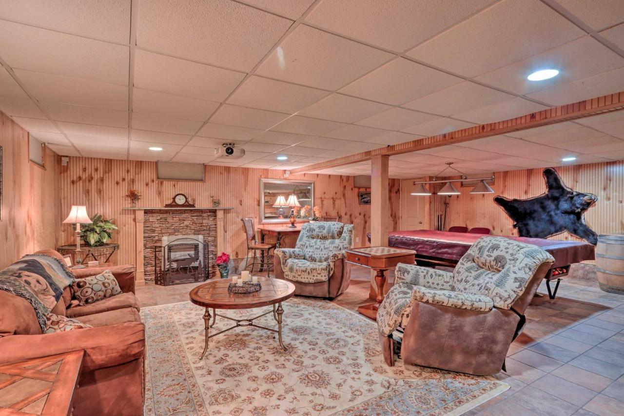 Poconos Home With Game Room Walk To Lake Harmony! المظهر الخارجي الصورة