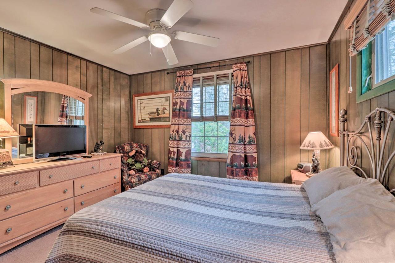 Poconos Home With Game Room Walk To Lake Harmony! المظهر الخارجي الصورة
